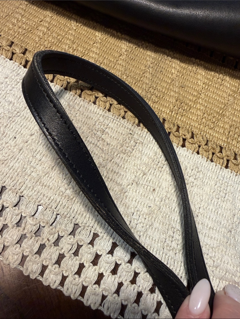 Coach Black Leather Shoulder Bag with Gold Turn-Lock -Vintage - Picture 15 of 15